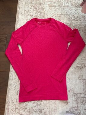 FIGS Long-Sleeve Under Scrub— Bright Pink